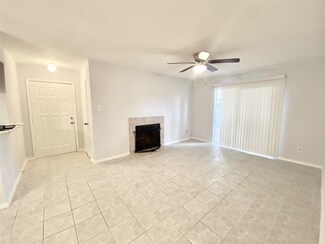 9700 Leawood Blvd Unit 801, Houston, TX 77099