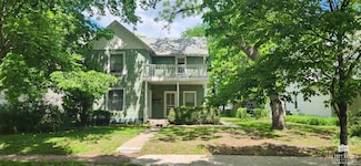 924 Fremont St, Manhattan, KS 66502