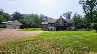 76 Guys Ln, Bloomsburg, PA 17815