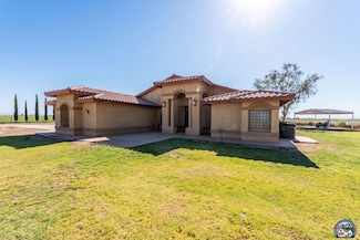 2355 James Rd, El Centro, CA 92243