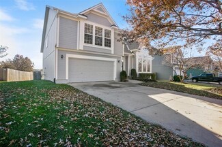 21713 W 50th St, Shawnee, KS 66226