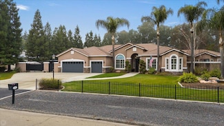 5220 Queen Elizabeth Dr, Atwater, CA 95301