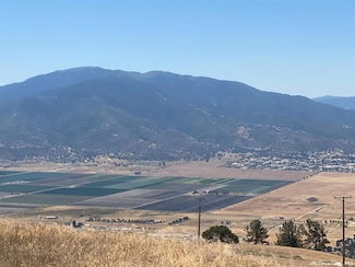 21900 Cottonwood Ct, Bear Valley Springs, CA 93561