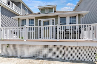 44 Wyoming Ave, Long Beach, NY 11561