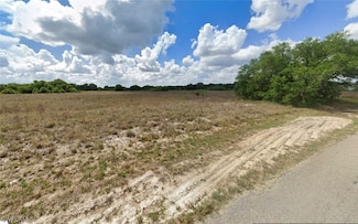 1715 Wellington Ave, Lehigh Acres, FL 33972