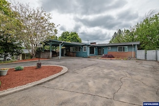 900 Fairview Ave SE, Salem, OR 97302