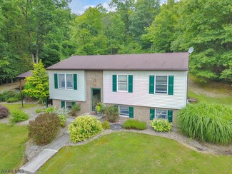643 W 21st St, Tyrone, PA 16686