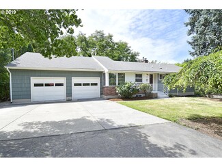 4930 SW Moss St, Portland, OR 97219