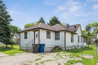 925 Laurel St, Des Moines, IA 50314