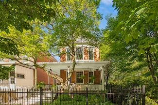4622 N Hermitage Ave, Chicago, IL 60640