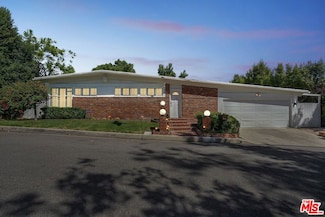 2042 Linda Flora Dr, Los Angeles, CA 90077