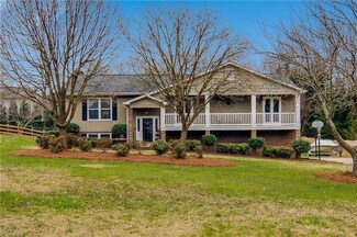 1043 Bona Ct, Kernersville, NC 27284