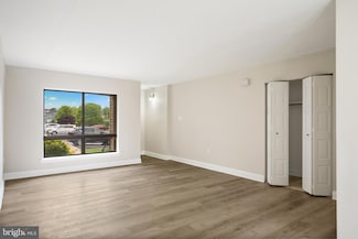 31 Ashley Ct, Marlton, NJ 08053