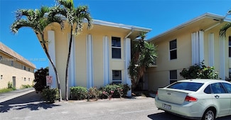 733 Hummingbird Way Unit 6, North Palm Beach, FL 33408
