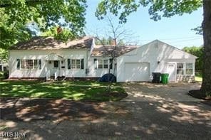 605 Bond St, Dover, OH 44622
