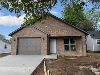 615 N Pruett St, Paragould, AR 72450