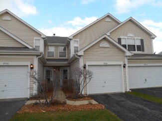 4428 W Quill Ln, Waukegan, IL 60085