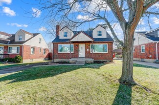 150 E Crest Dr, Cincinnati, OH 45215