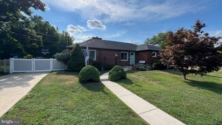 3 Pocahontas Rd, Somerdale, NJ 08083