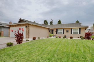 7642 Rhone Ln, Huntington Beach, CA 92647