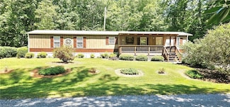 217 8th Ave, New London, NC 28127