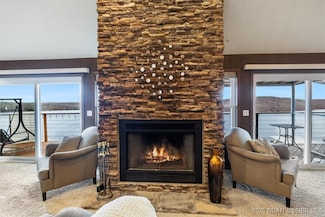 222 Park Place Ln Unit 4A, Kaiser, MO 65047