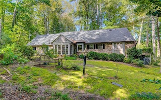 1250 Glennview Dr, Kernersville, NC 27284