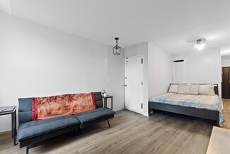 130 Adams St Unit 2, Hoboken, NJ 07030