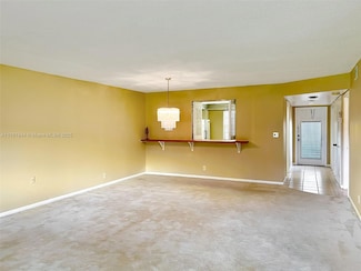 291 S Hollybrook Dr Unit 105, Pembroke Pines, FL 33025