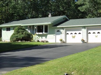 11866 Alphonse St, Ossineke, MI 49766