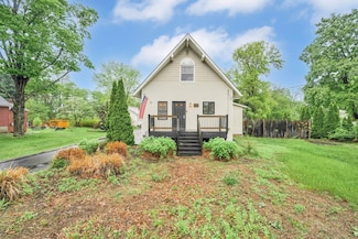 1379 Mapleton Ave, Suffield, CT 06078