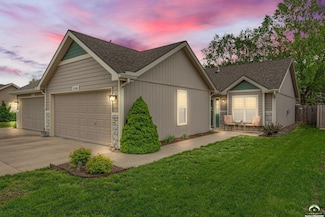 1510 Legend Trail Dr Unit B, Lawrence, KS 66047