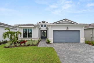 10104 SW Carnelian St, Port Saint Lucie, FL 34987