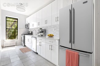 636 President St Unit 4, Brooklyn, NY 11215