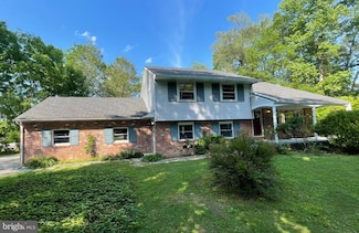 21 Long Ln, Malvern, PA 19355