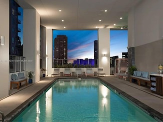 227 NE 2nd St Unit 1602, Miami, FL 33132