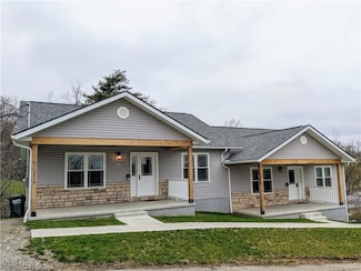 381 Uhl St, Millersburg, OH 44654