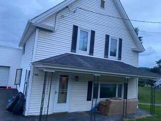 176 E Main St, Fort Kent, ME 04743