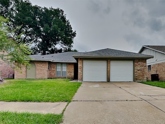 5523 Cactus Forest Dr, Houston, TX 77088