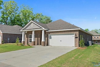122 Burdine St, New Market, AL 35761