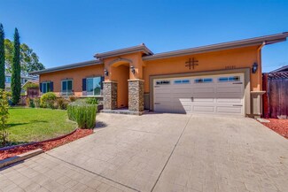 10131 Santa Clara Ave, Cupertino, CA 95014