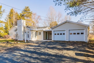11 Ledyard Ln, Hanover, NH 03755