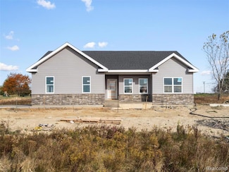 8555 Emerald Ln, Capac, MI 48014