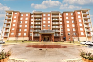 8340 Callie Ave Unit E608, Morton Grove, IL 60053