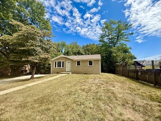 694 Shelton Ct, Clarksville, TN 37040