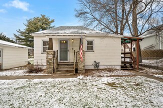 2725 6th Ave E, Saint Paul, MN 55109