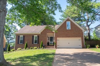 712 W Statue Ct, Franklin, TN 37067