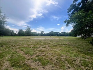 105 Hathorn Rd, Alexandria, LA 71302