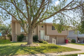 13597 Chandler St, Omaha, NE 68138