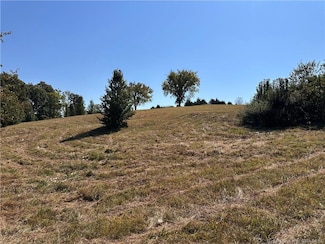 702 W Becks Mill Rd, Salem, IN 47167